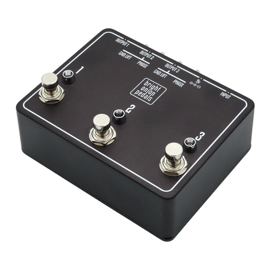 B-Stock Three Way Splitter Pedal with Isolated Outputs - Black