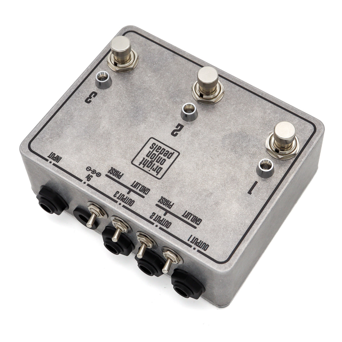 Three Way Splitter Pedal with Isolated Outputs Rear